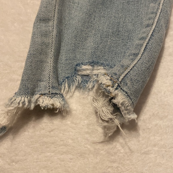 LOFT Size 2 High Waist Skinny Slim Pockets Light Blue Distressed Blue Jeans - Picture 3 of 14